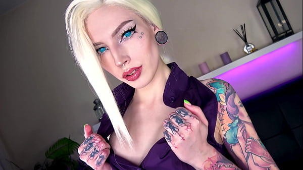 cosplay amateur cul serré filets de pêche piercings tatouages