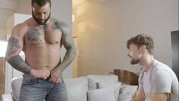 Les étalons gays Drew Dixon et Markus Kage