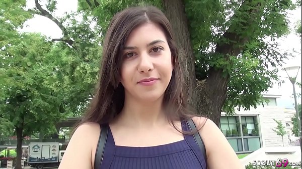 MOUSE SVEGLIO DI 20 ANNI ANYA SCOPATA AL CASTING DI MODELLI