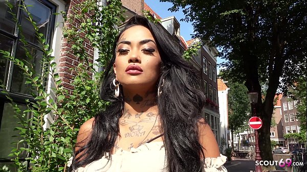 MODÈLE INSTAGRAM ENCRÉ NÉERLANDAIS MARRON BABE BIBI