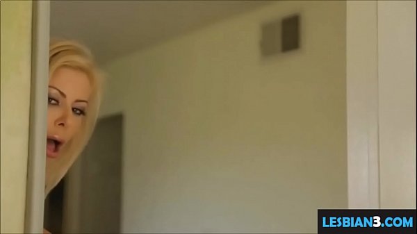 sale belle-mère lesbienne baise