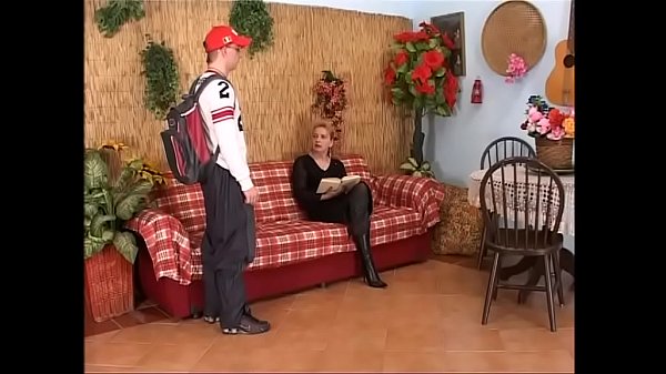 Les chroniques de la milf : histoires de famille cochonnes Vol. 1