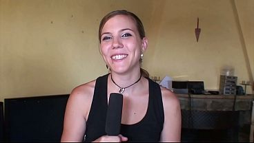 La salope amateur Kelly Toma supplie qu’on défonce sa chatte juteuse lors d’une séance hardcore brutale.
