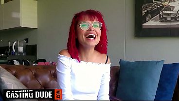 Cette jeune Latina amateur rêvait d’un nouveau départ en Amérique… elle a offert son sexe pour y parvenir.